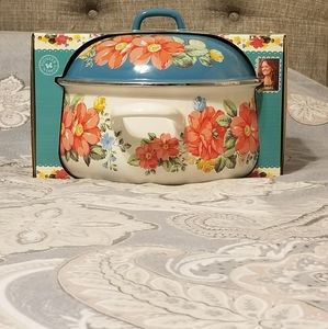 A Pioneer Woman/Dutch Oven